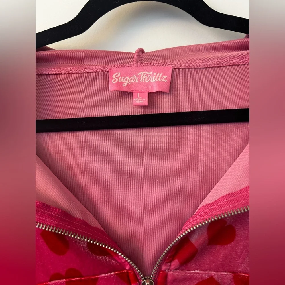 JENNIFER’S BODY Velour Pink Heart Cropped Zip Up Sweatshirt - Picture 4 of 6
